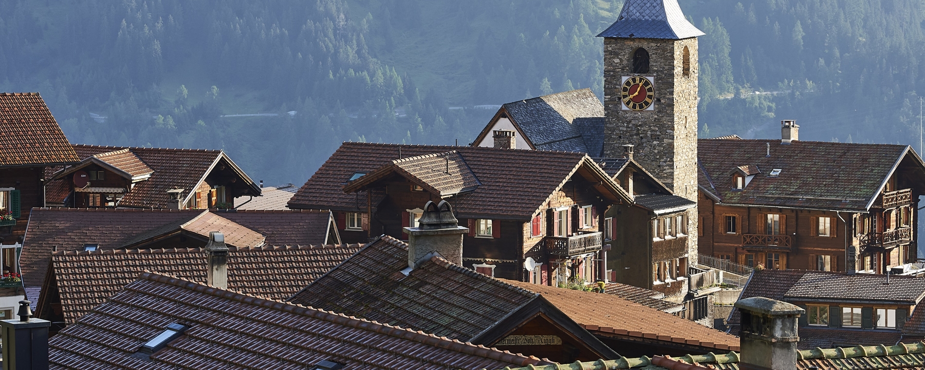 dorf_kirche_ninamattli_01
